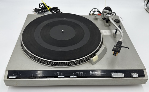 Technics turntable 230 - technics, sl-230
